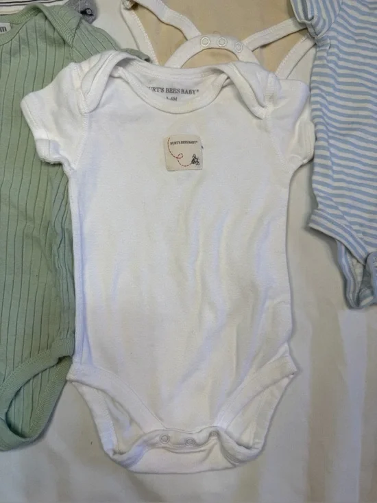 Mixed Pack of 5 Baby Onesies - Assorted Neutral Stripes & Solids | 3-6 Months - Picture 2 of 7